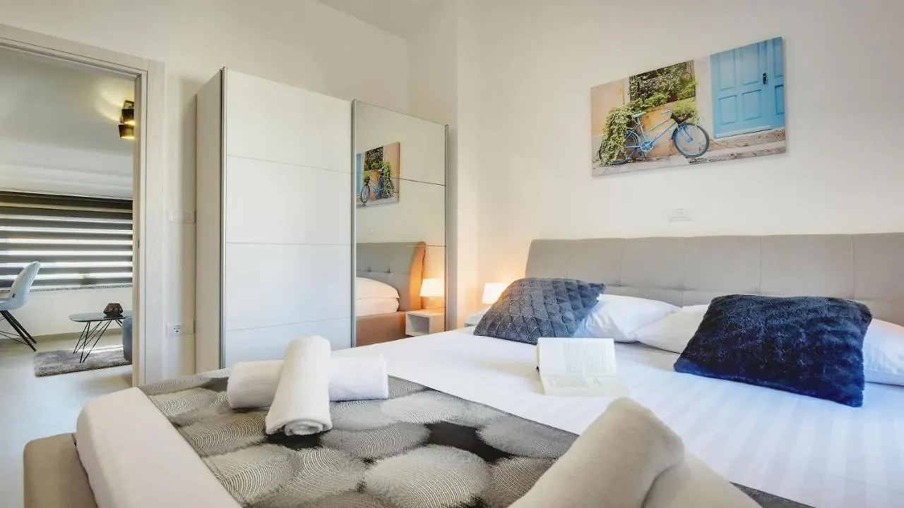 Exclusive City Apartments Pula 0*,  Croatia